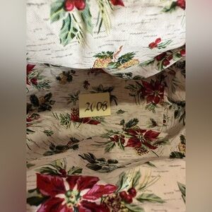 2008 Longaberger Hand-Woven Basket with PLASTIC insert and Floral Liner